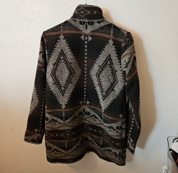 Women’s Brown Southwestern Pattern Utility Jacket - Picture 2 of 10